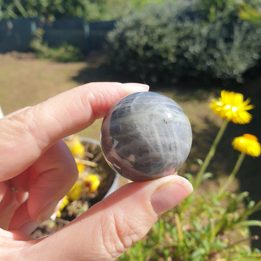 BEAUTIFUL GREYS LABRADORITE SPHERE