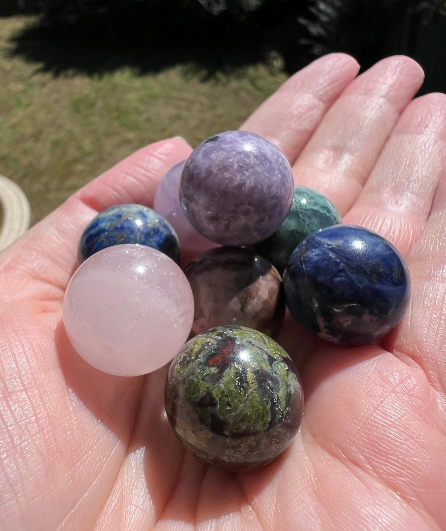 SMALL SPHERES MIXED LOT