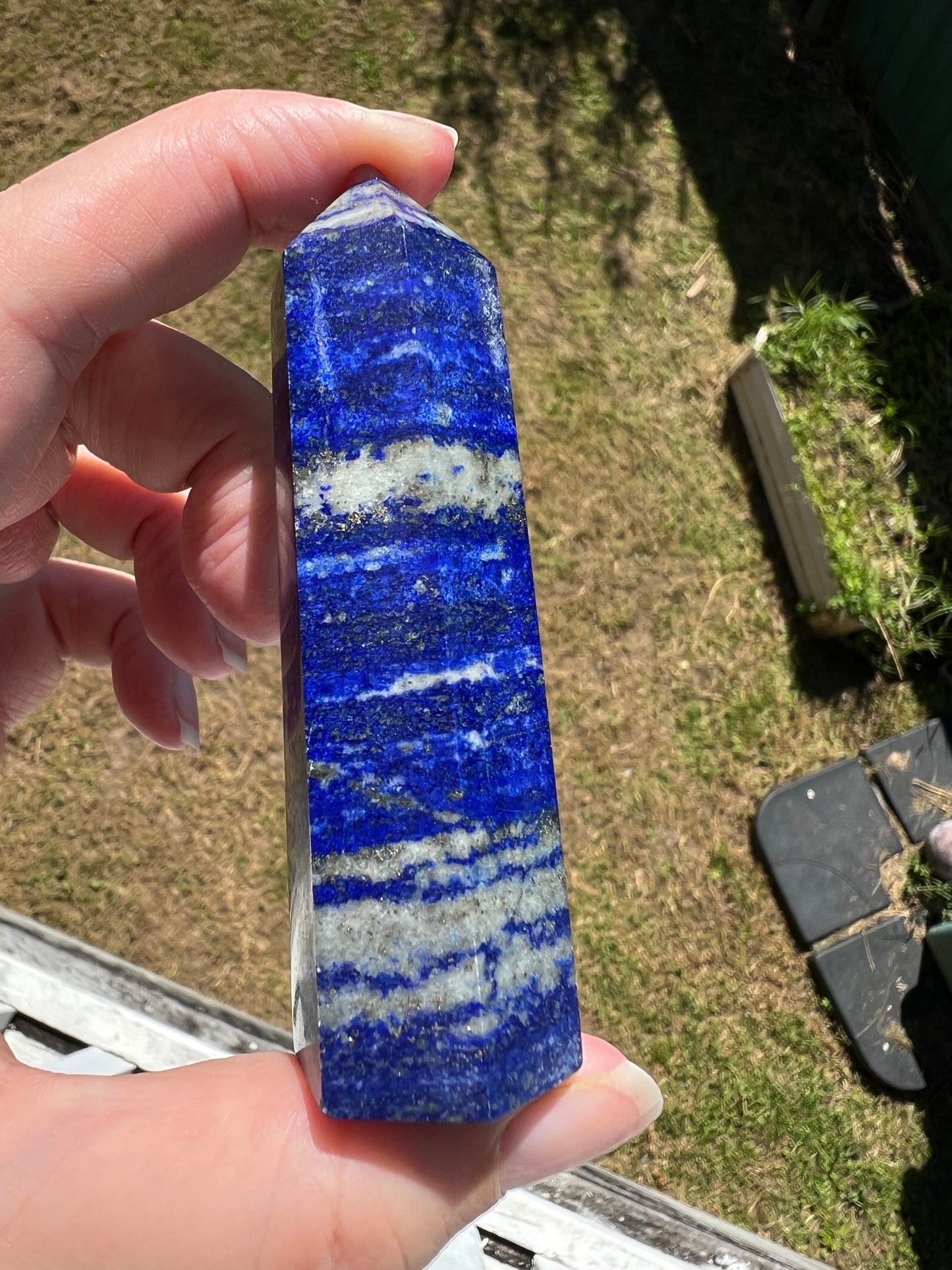 STUNNING COLOUR GOLD FLECK LAPIS LAZULI POINT 95.97G