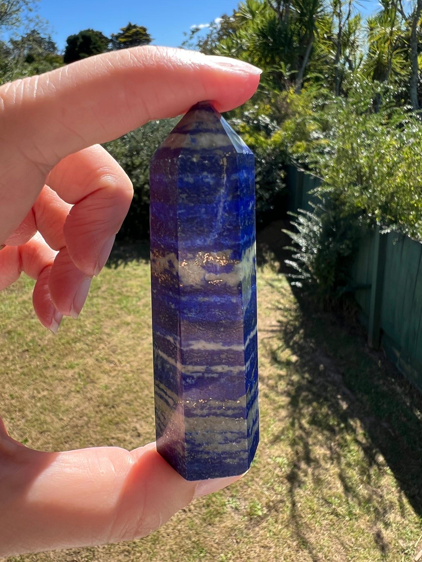 STUNNING COLOUR GOLD FLECK LAPIS LAZULI POINT 95.97G