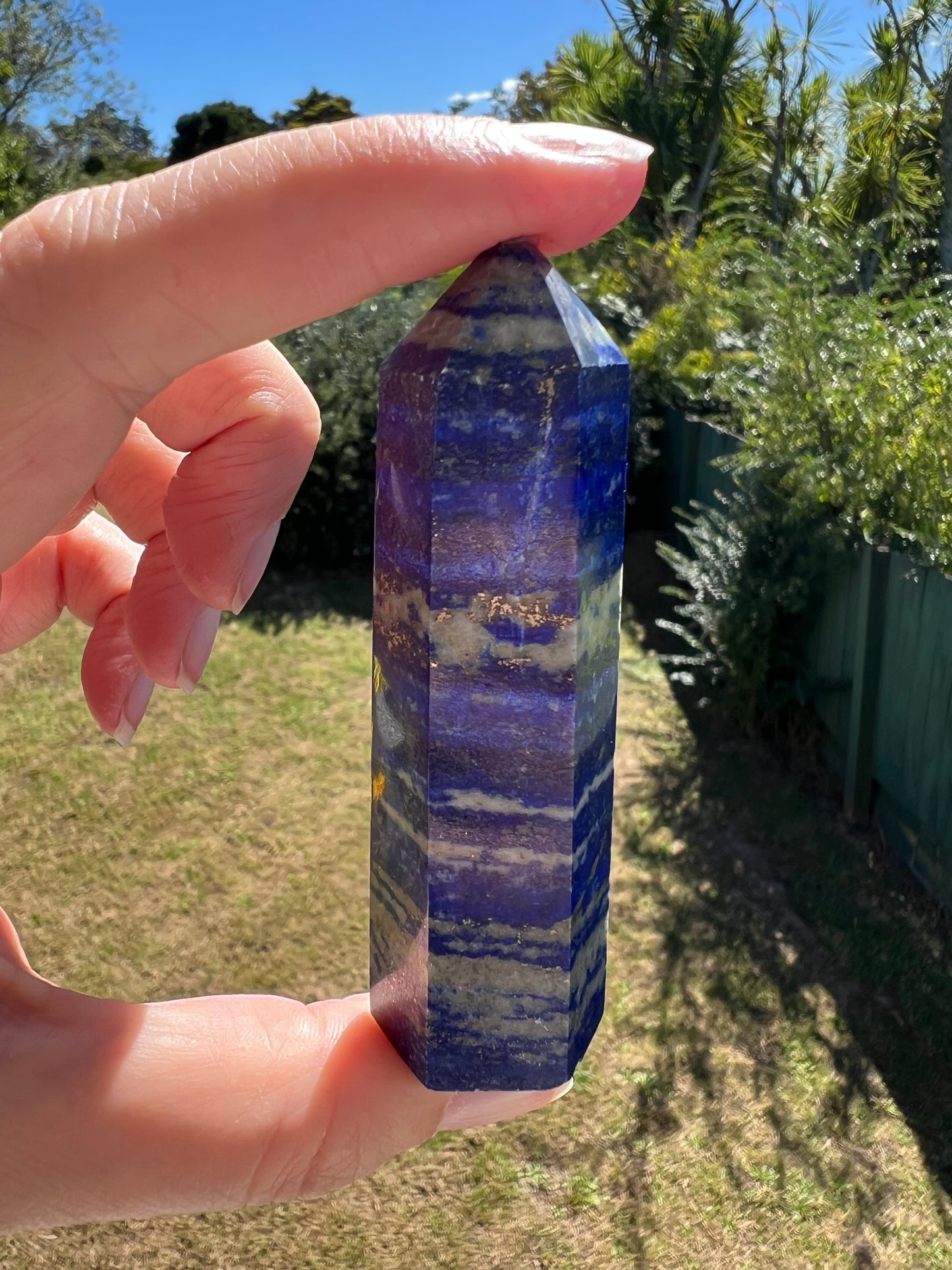 STUNNING COLOUR GOLD FLECK LAPIS LAZULI POINT 95.97G